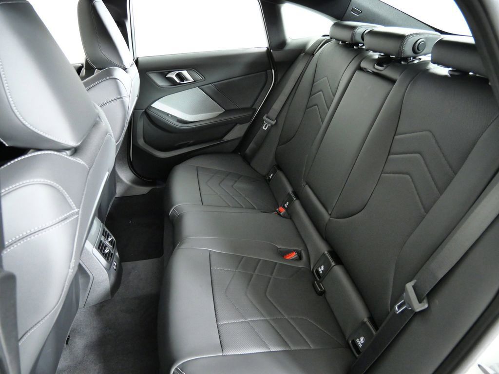 Thumbnail: 2026 BMW 2 Series - 32