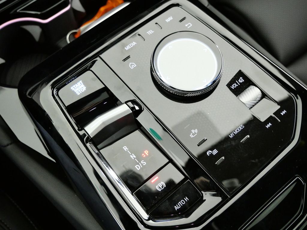 Thumbnail: 2026 BMW 5 Series - 47