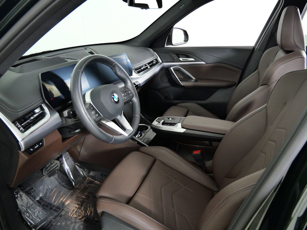 Thumbnail: 2025 BMW X1 - 37