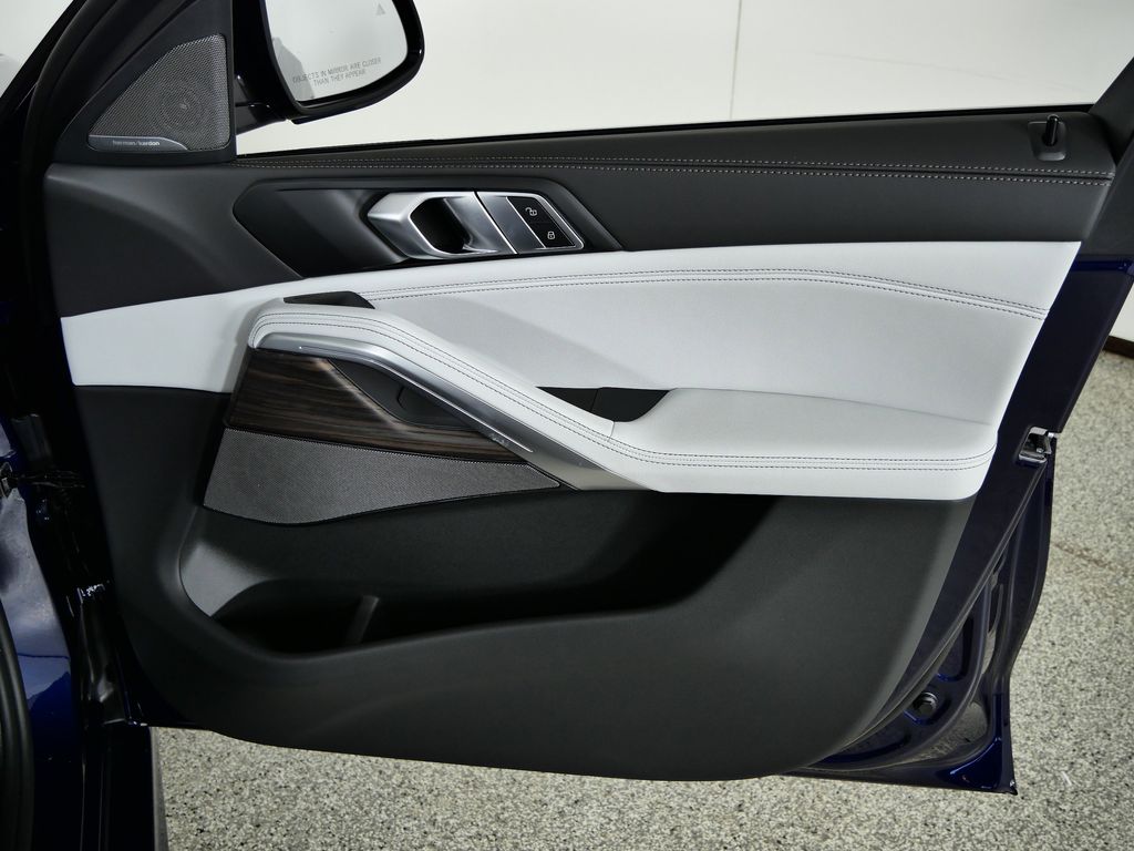 Thumbnail: 2026 BMW X6 - 19