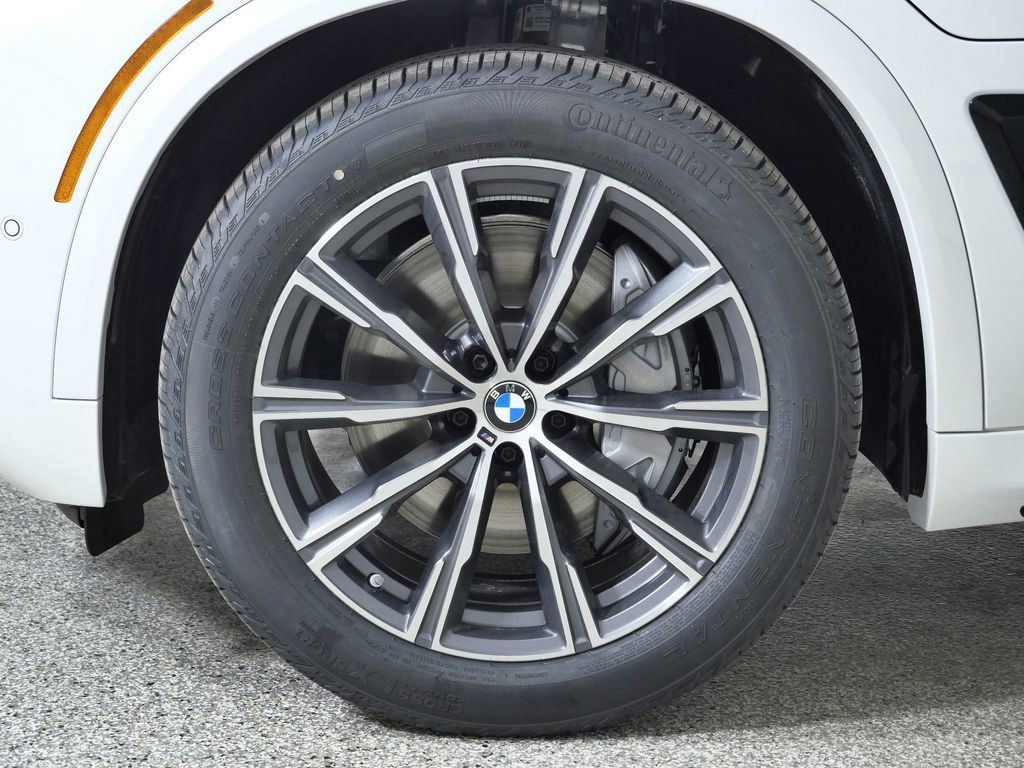 Thumbnail: 2026 BMW X5 - 18