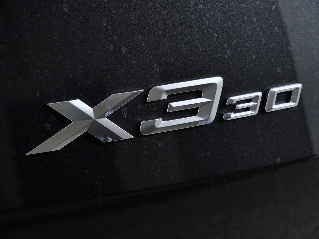 Thumbnail: 2026 BMW X3 - 13