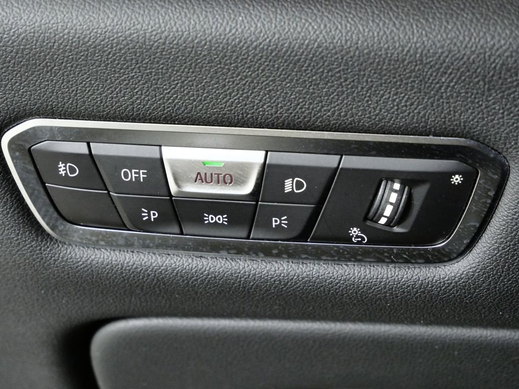 Thumbnail: 2019 BMW X5 - 40