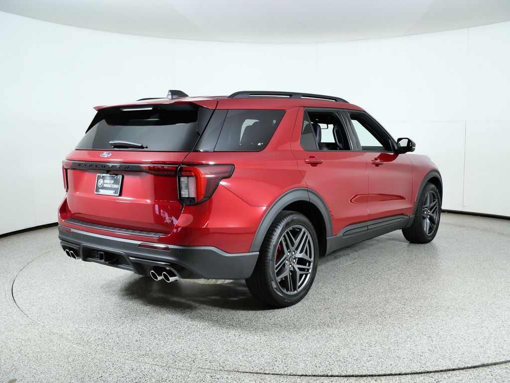 Thumbnail: 2025 Ford Explorer - 9