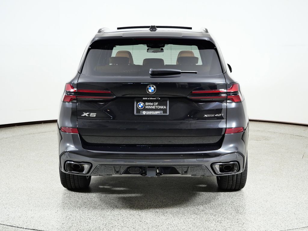 Thumbnail: 2026 BMW X5 - 10