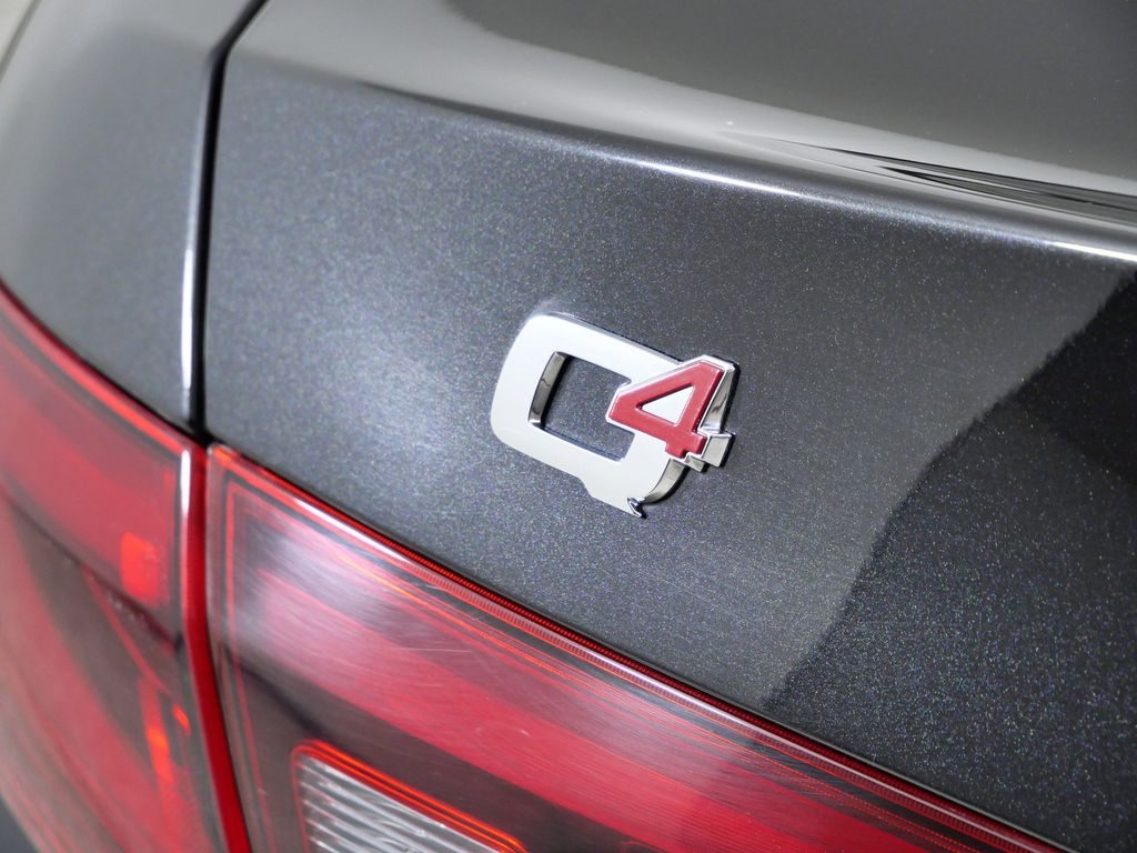 Thumbnail: 2017 Alfa Romeo Giulia - 14