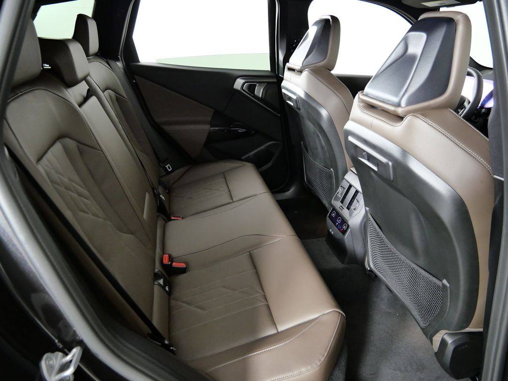 Thumbnail: 2026 BMW X3 - 23