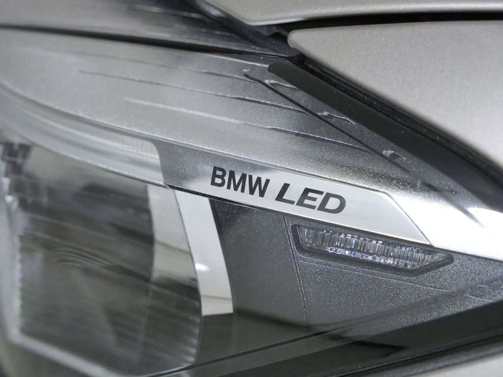 Thumbnail: 2022 BMW 7 Series - 4
