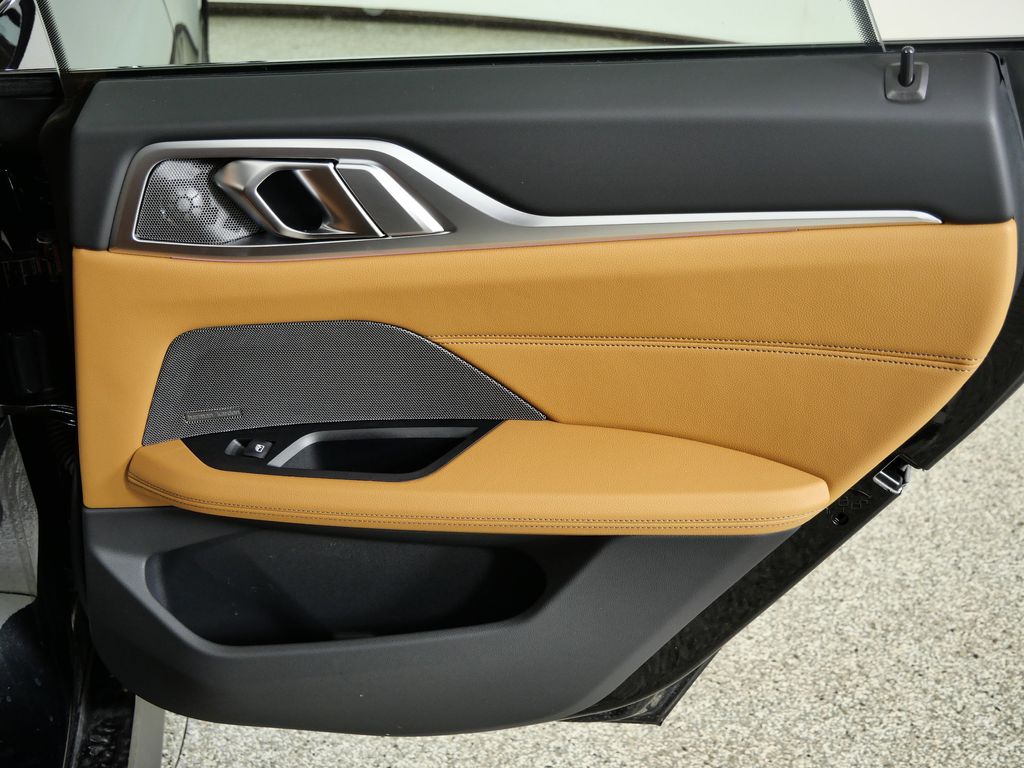 Thumbnail: 2025 BMW i4 - 29