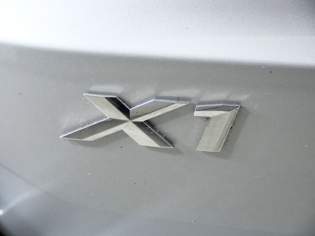 Thumbnail: 2026 BMW X1 - 13