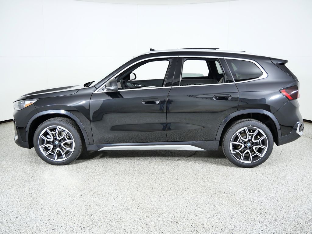 Thumbnail: 2026 BMW X1 - 15