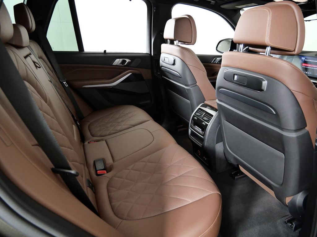 Thumbnail: 2024 BMW X5 - 31