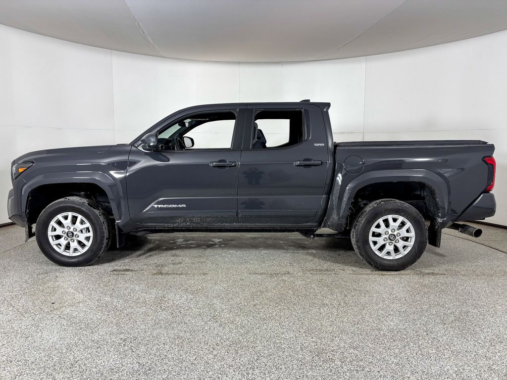 Thumbnail: 2024 Toyota Tacoma - 6