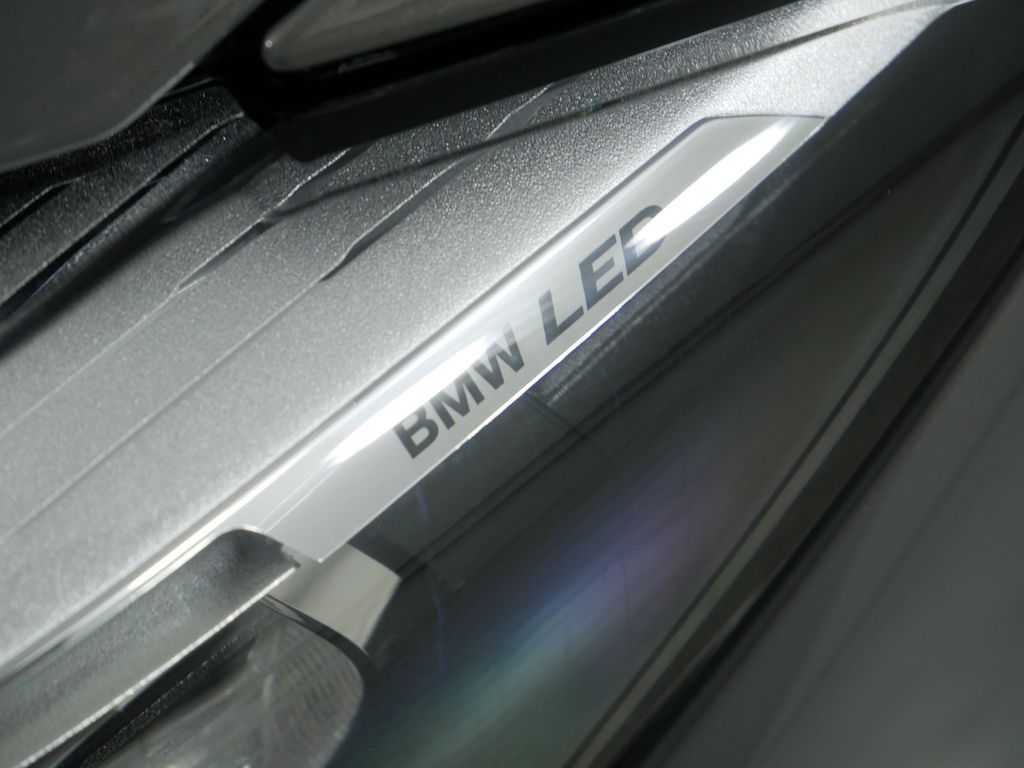 2022 BMW 7 Series 750i xDrive 21