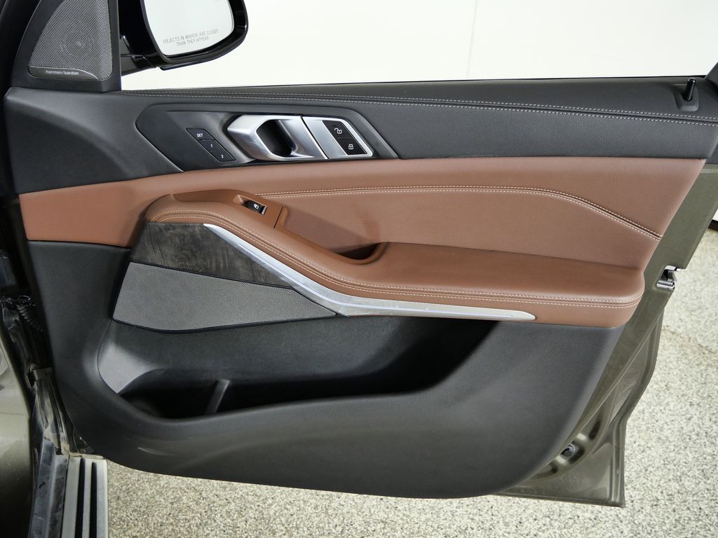 Thumbnail: 2020 BMW X5 - 20