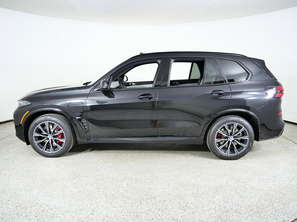 Thumbnail: 2026 BMW X5 - 15