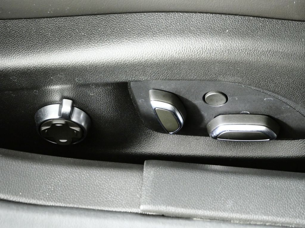 Thumbnail: 2022 Cadillac CT5 - 23