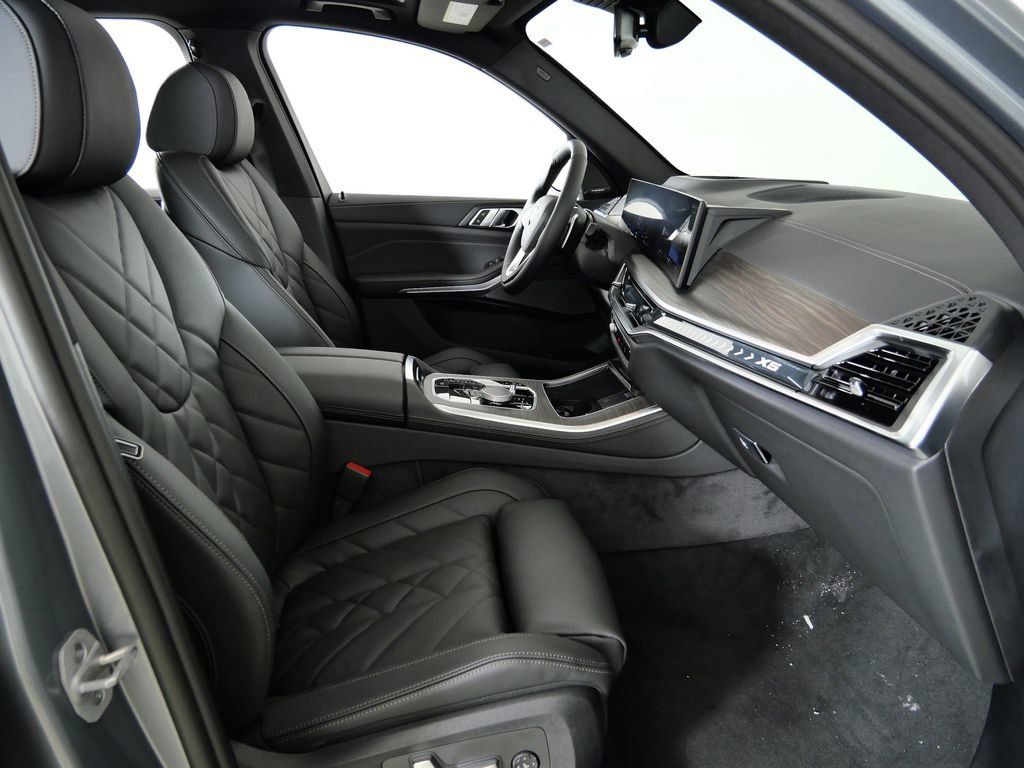 Thumbnail: 2026 BMW X5 - 22