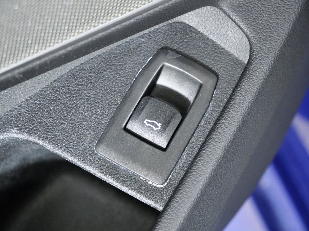 Thumbnail: 2019 BMW 3 Series - 37