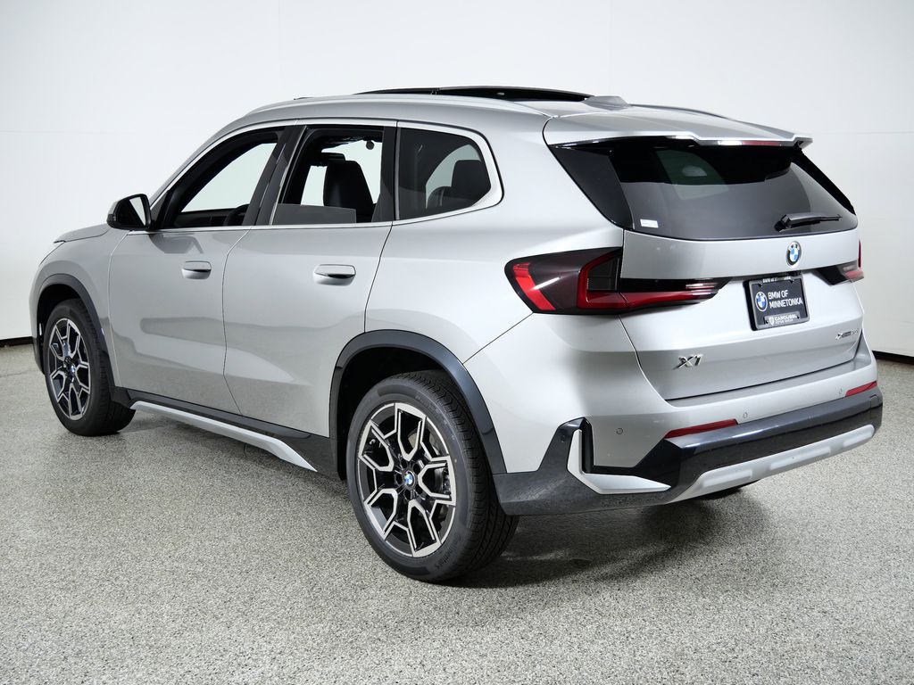 Thumbnail: 2026 BMW X1 - 14