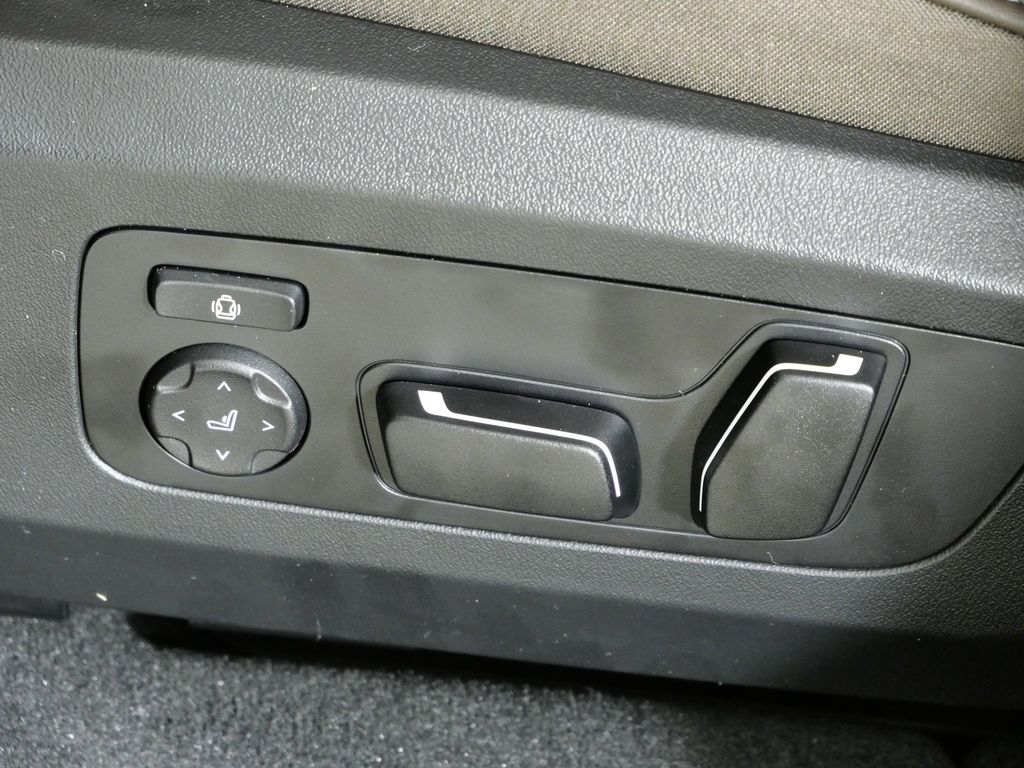 Thumbnail: 2026 BMW X3 - 37