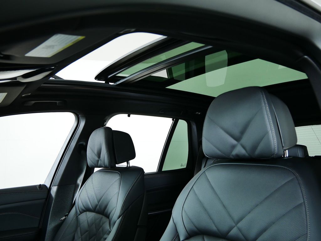 Thumbnail: 2026 BMW X5 - 20