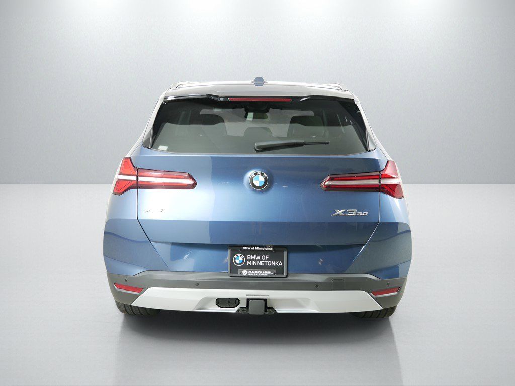 Thumbnail: 2025 BMW X3 - 10