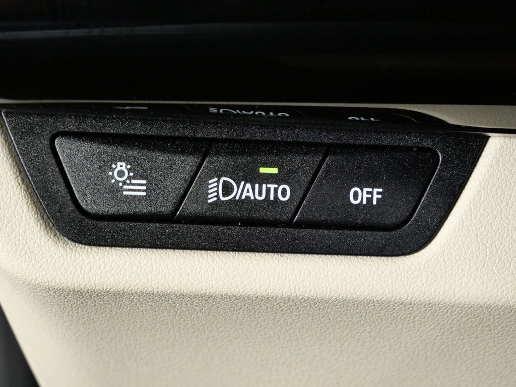 Thumbnail: 2025 BMW X1 - 43