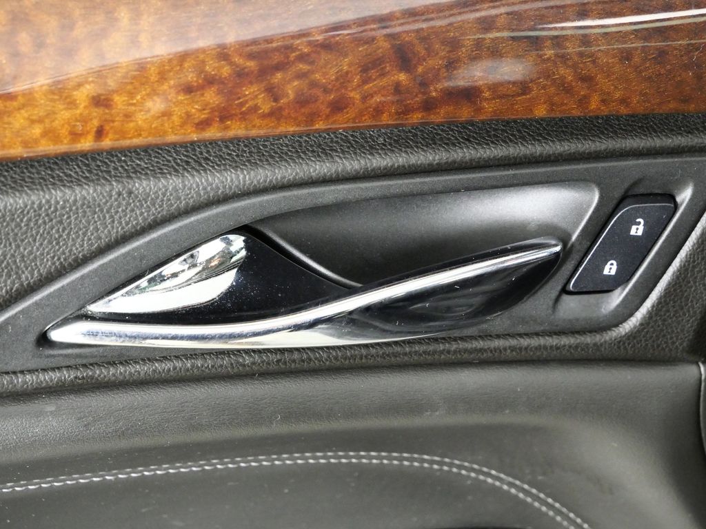 Thumbnail: 2013 Cadillac SRX - 37