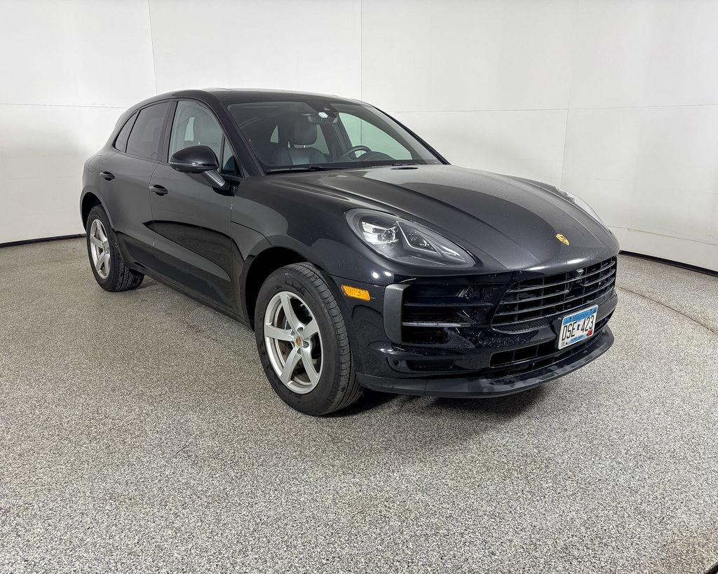 Thumbnail: 2019 Porsche Macan - 4