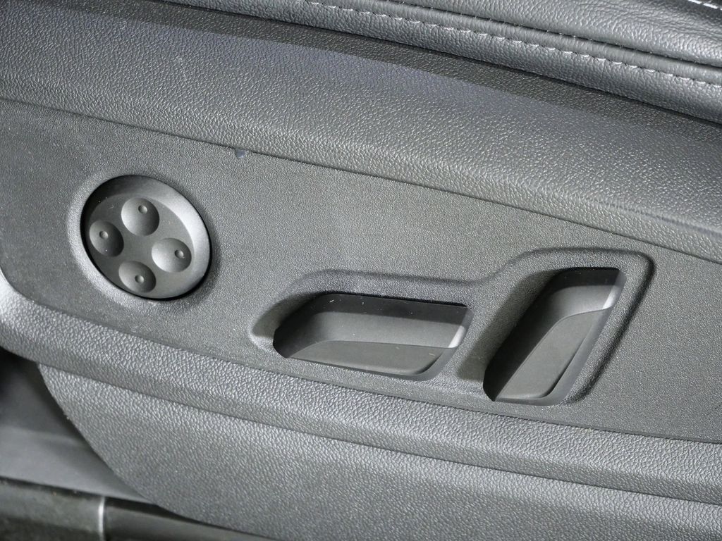 Thumbnail: 2023 Audi Q5 - 39