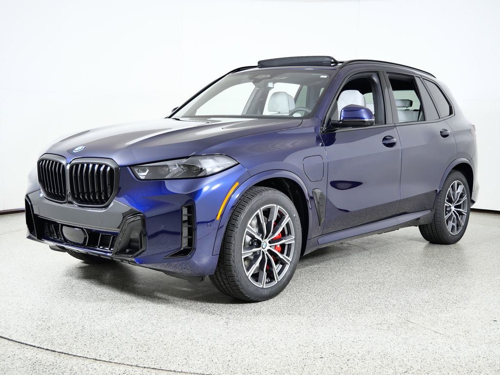 Thumbnail: 2026 BMW X5 - 1