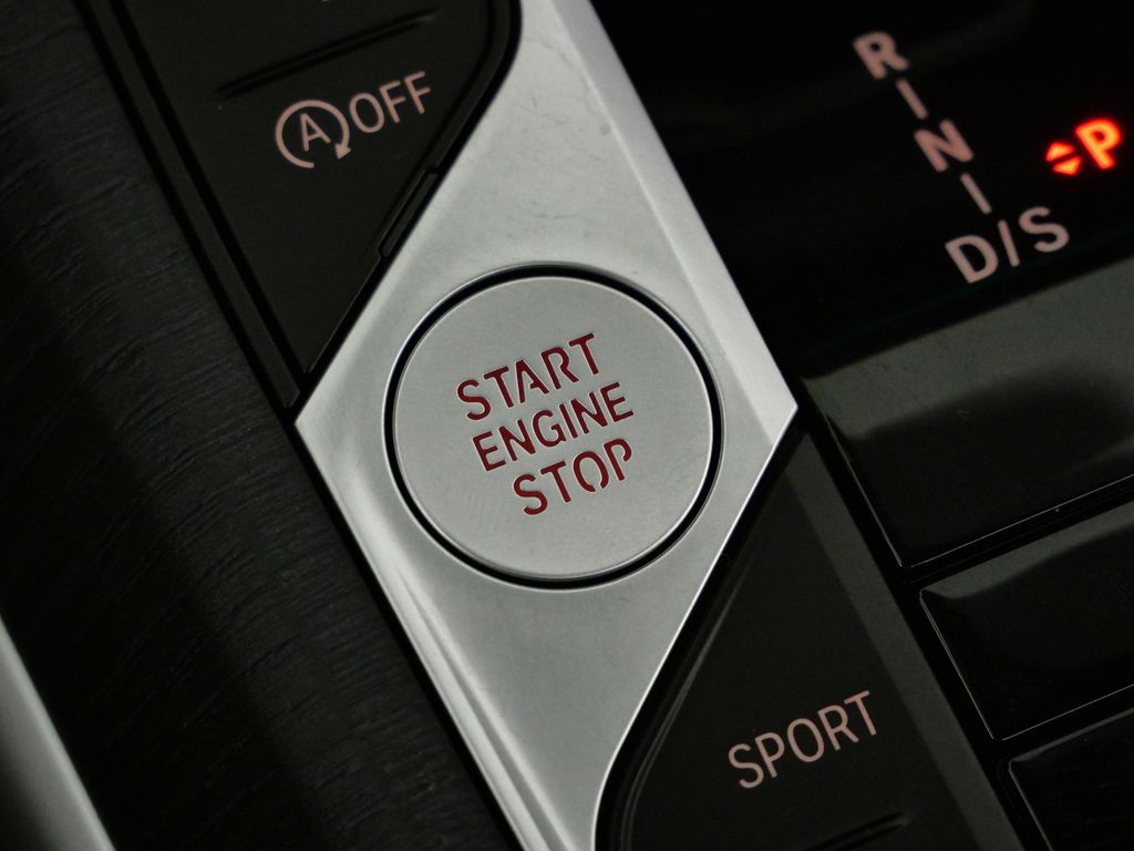 Thumbnail: 2025 BMW 4 Series - 44