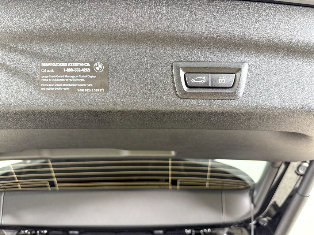 Thumbnail: 2025 BMW X1 - 19