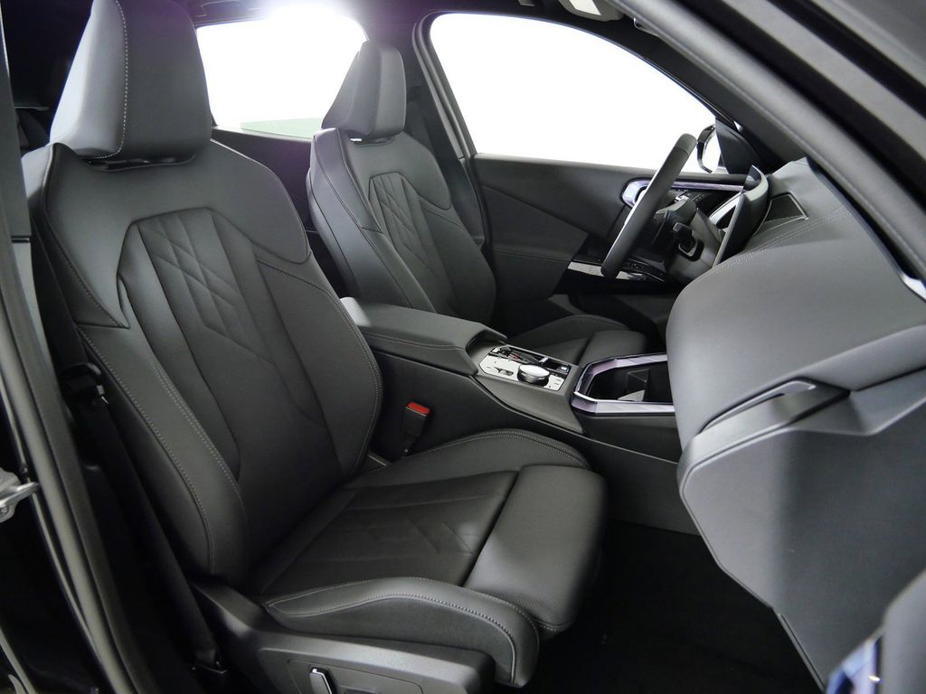 Thumbnail: 2026 BMW X3 - 22