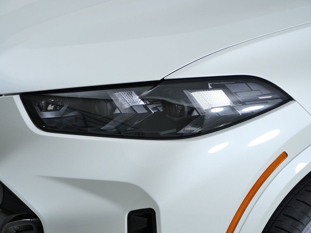 Thumbnail: 2026 BMW X5 - 3