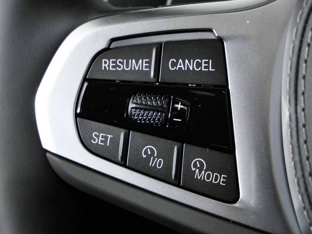 Thumbnail: 2026 BMW X5 - 41