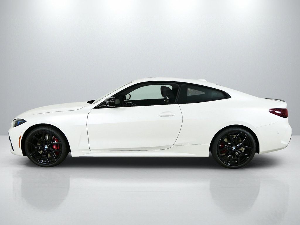 Thumbnail: 2026 BMW 4 Series - 14