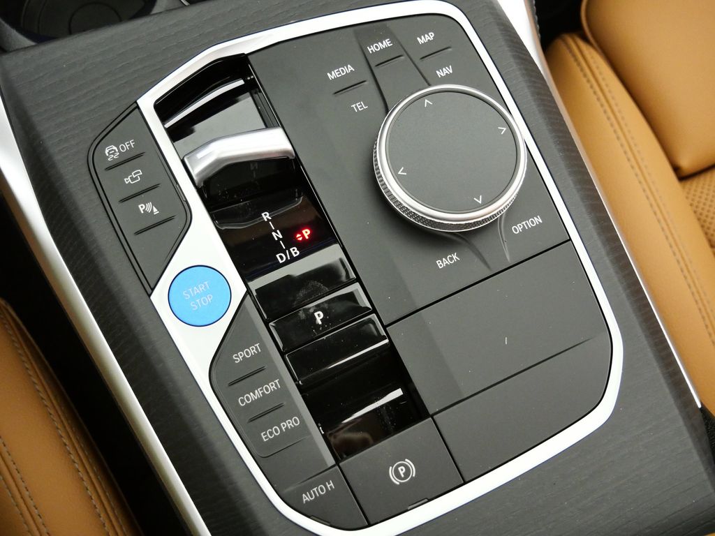 Thumbnail: 2026 BMW i4 - 48