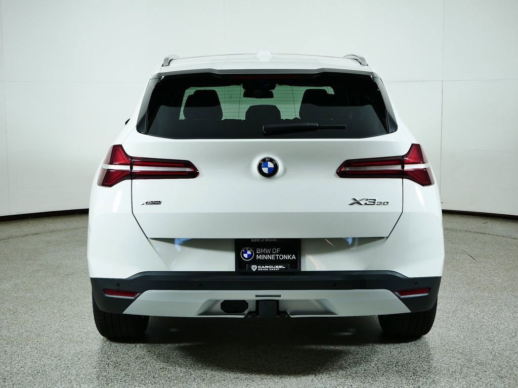 Thumbnail: 2026 BMW X3 - 11