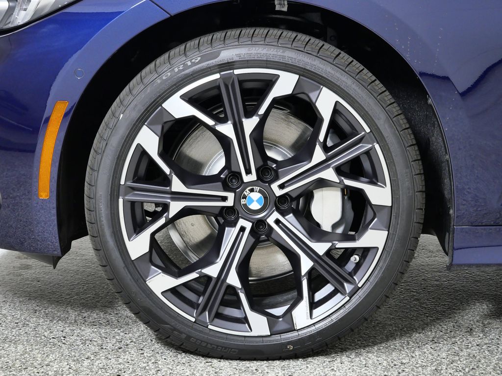 Thumbnail: 2026 BMW 3 Series - 17