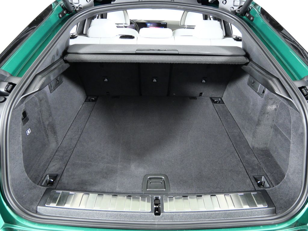 Thumbnail: 2026 BMW X6 - 28