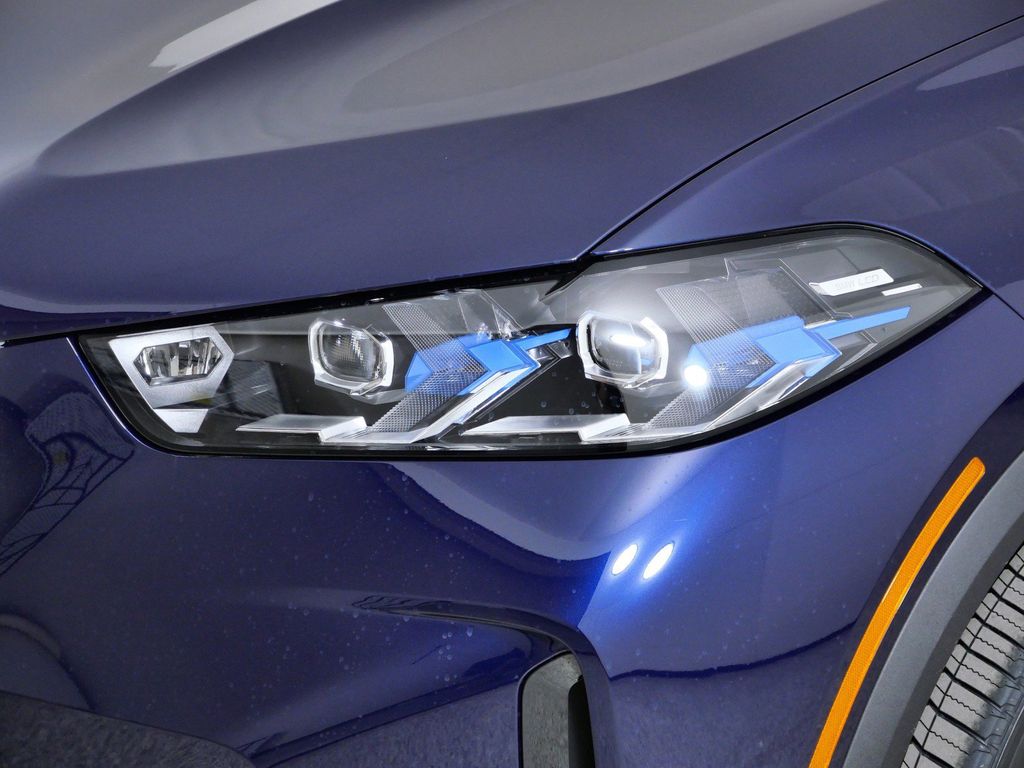 Thumbnail: 2026 BMW X5 - 3