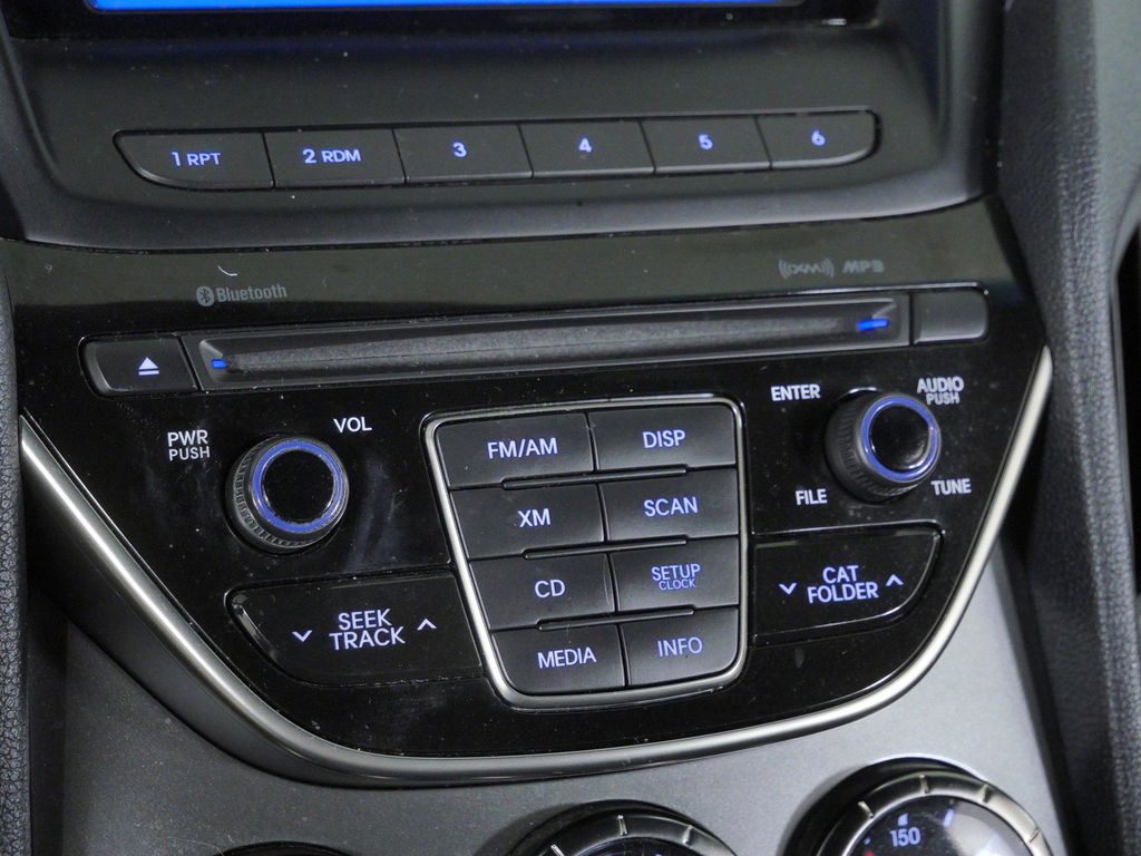 Thumbnail: 2015 Hyundai Genesis - 40
