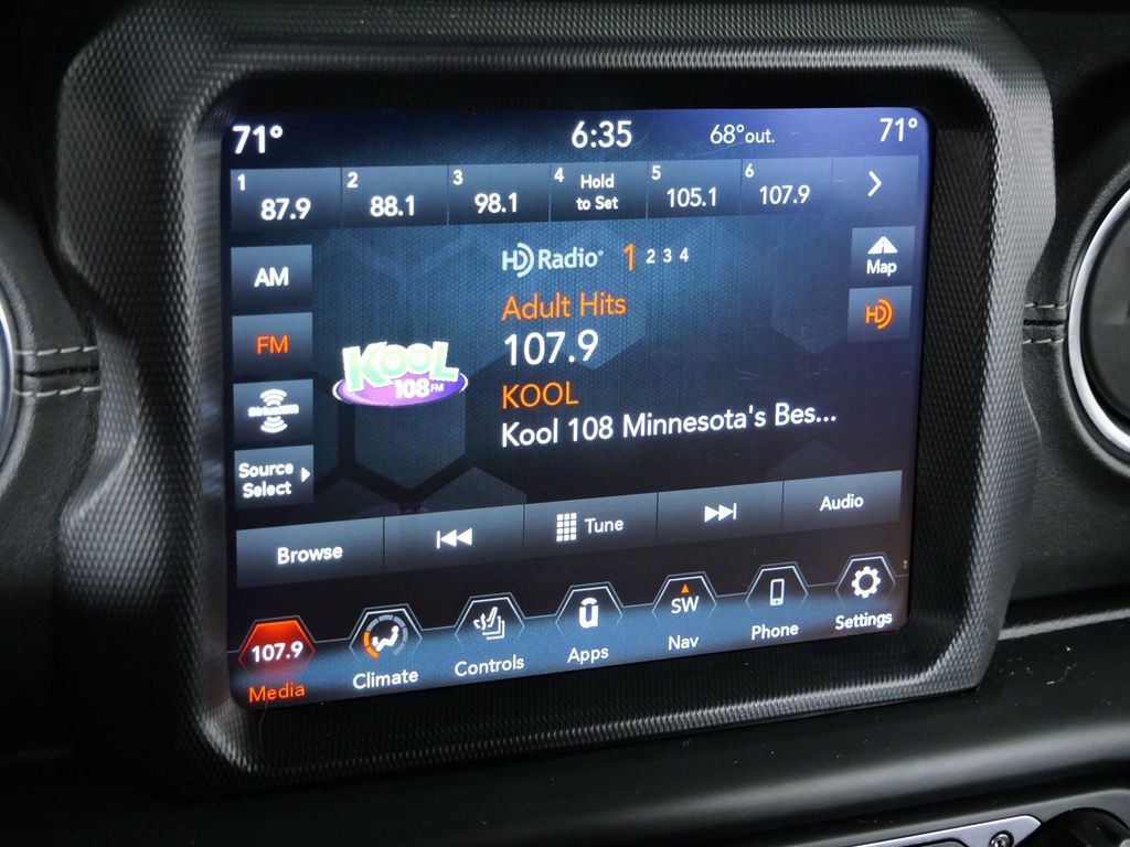 Thumbnail: 2019 Jeep Wrangler - 41