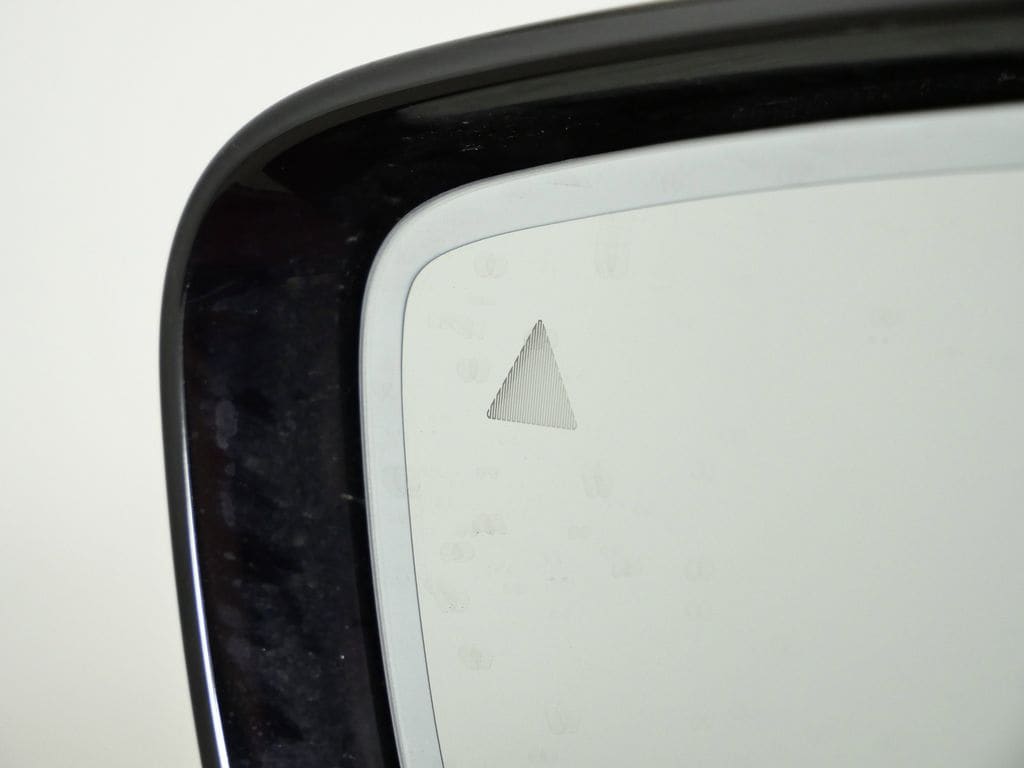 Thumbnail: 2026 BMW i4 - 37