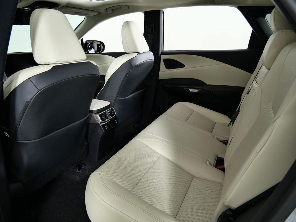 Thumbnail: 2023 Lexus RX - 31