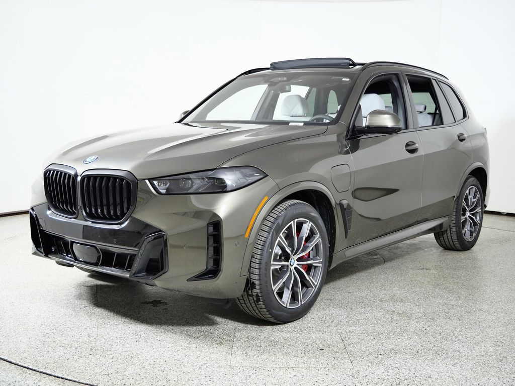 Thumbnail: 2026 BMW X5 - 1