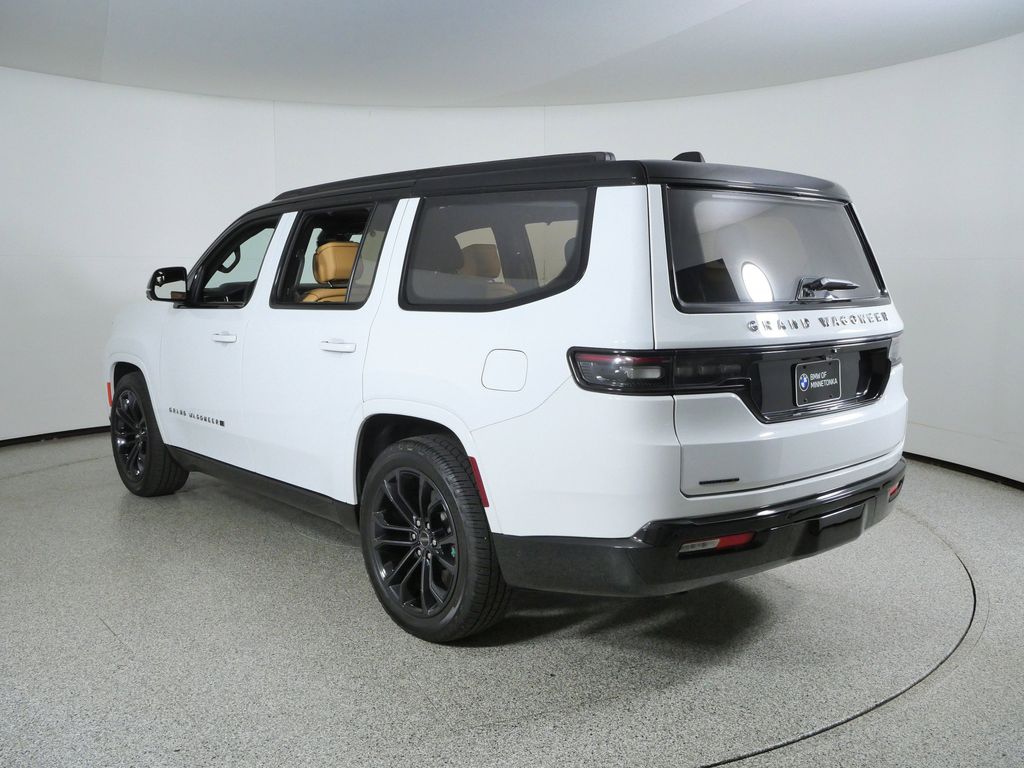 Thumbnail: 2023 Jeep Grand Wagoneer - 14