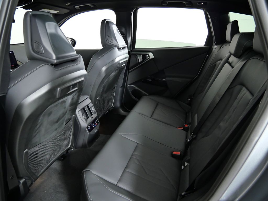 Thumbnail: 2026 BMW X3 - 30